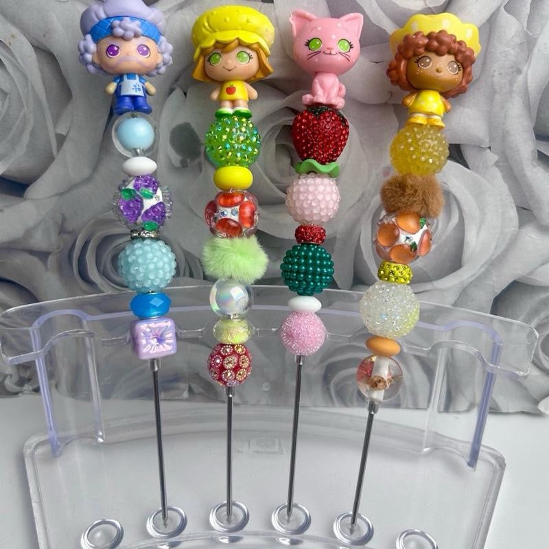 Strawberry & Friends Weeding Tool